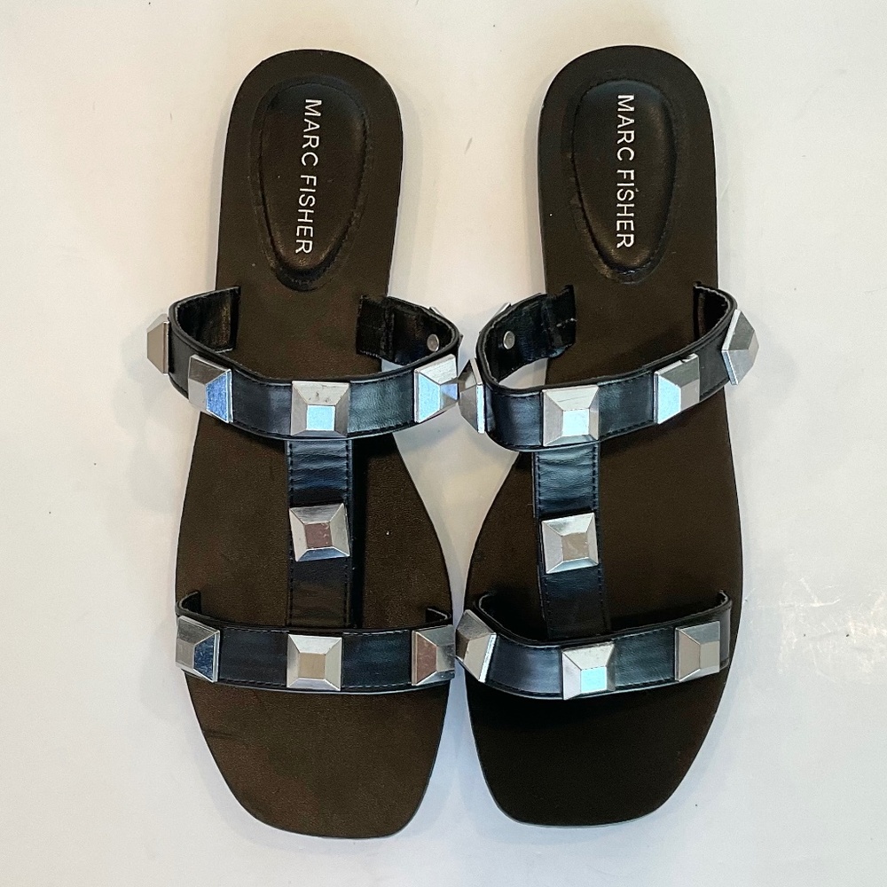 MARC FISHER Bonis Flat Black Sandal Studded Size 9.5
